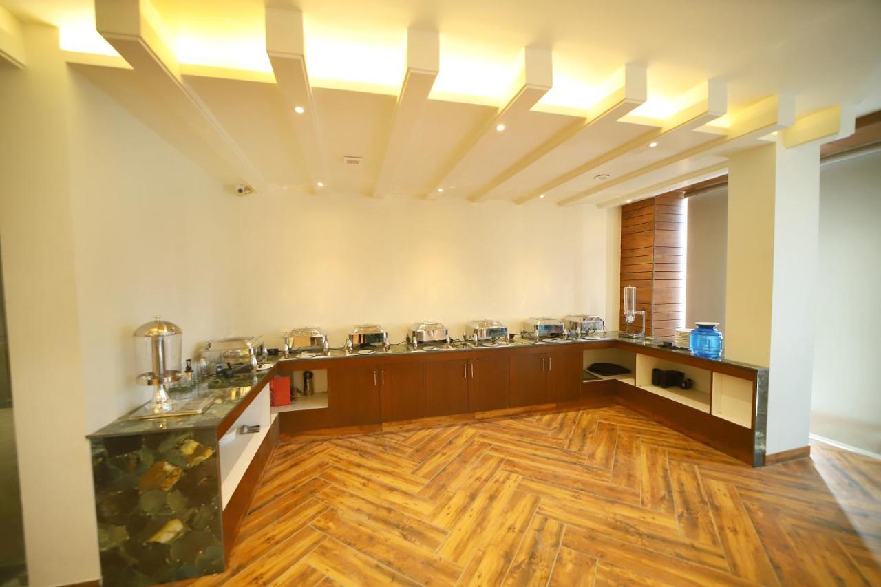 Hotel Marine House Agra  Zewnętrze zdjęcie